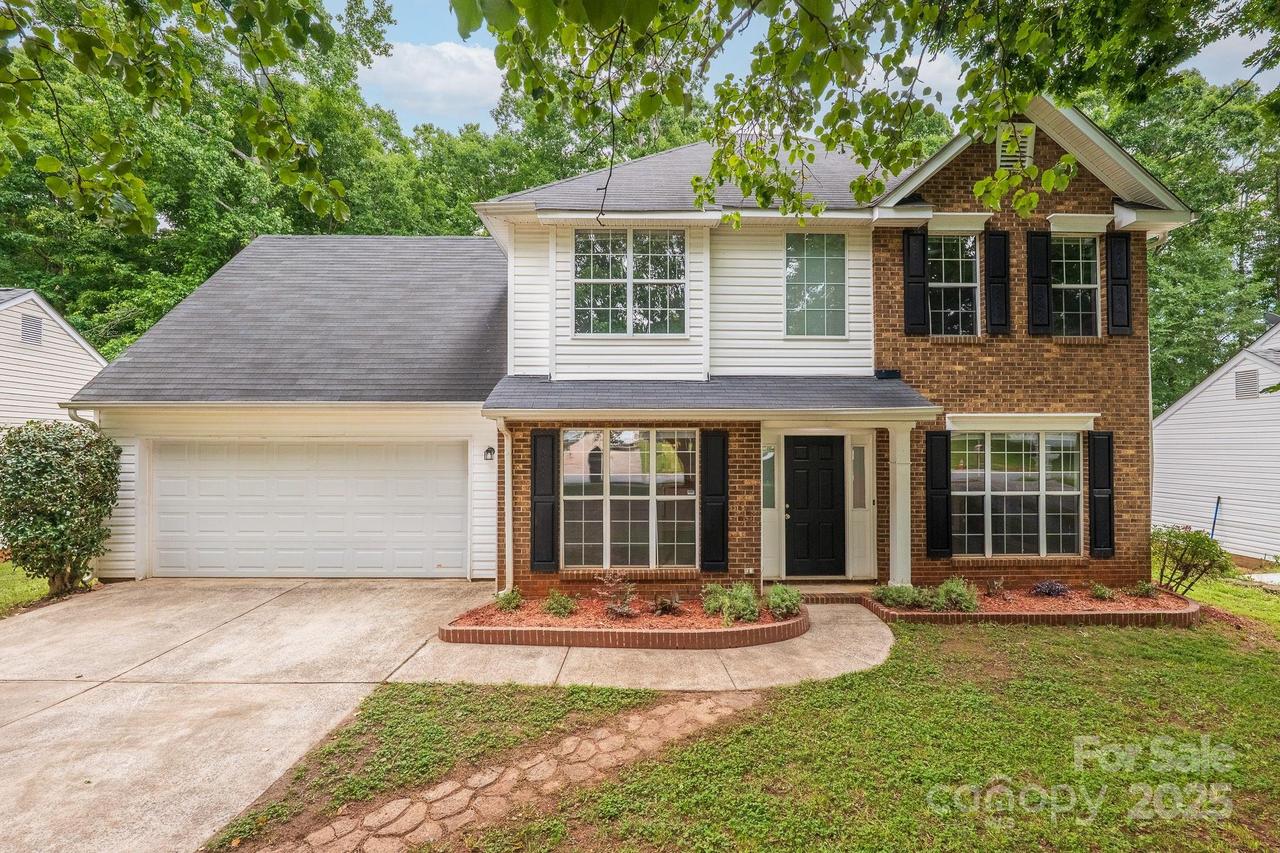8120 Vermilion Dr., Charlotte, NC 28215