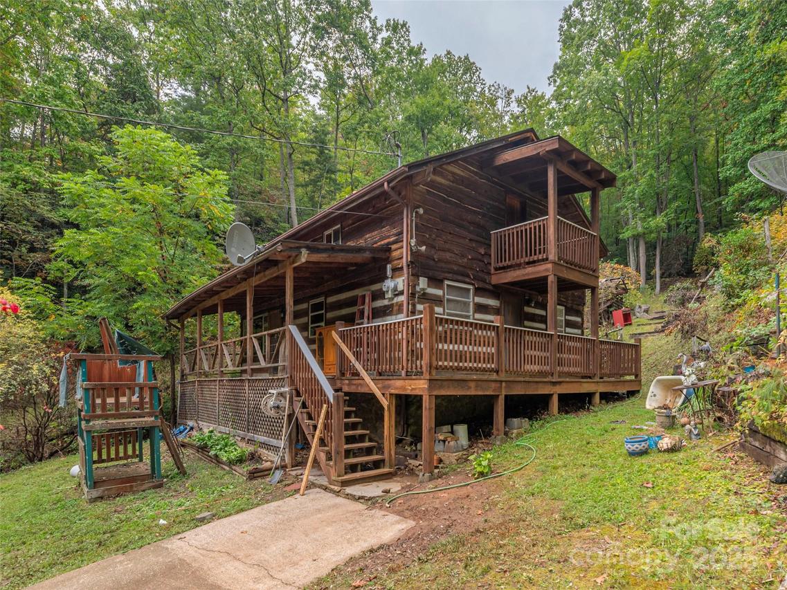 775 Chambers Cove Rd., Canton, NC 28716