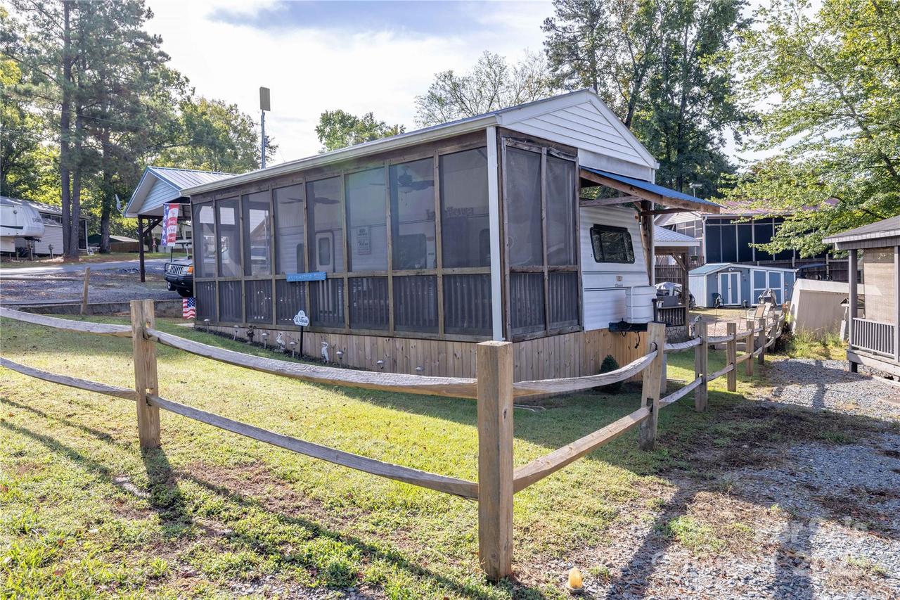 171 Holly Harbor Tr. #62 & 26B Section, Mount Gilead, NC 27306