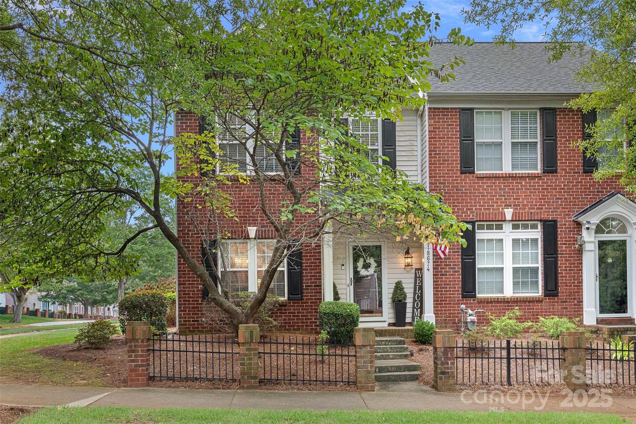 18674 Oakhurst Blvd., Cornelius, NC 28031
