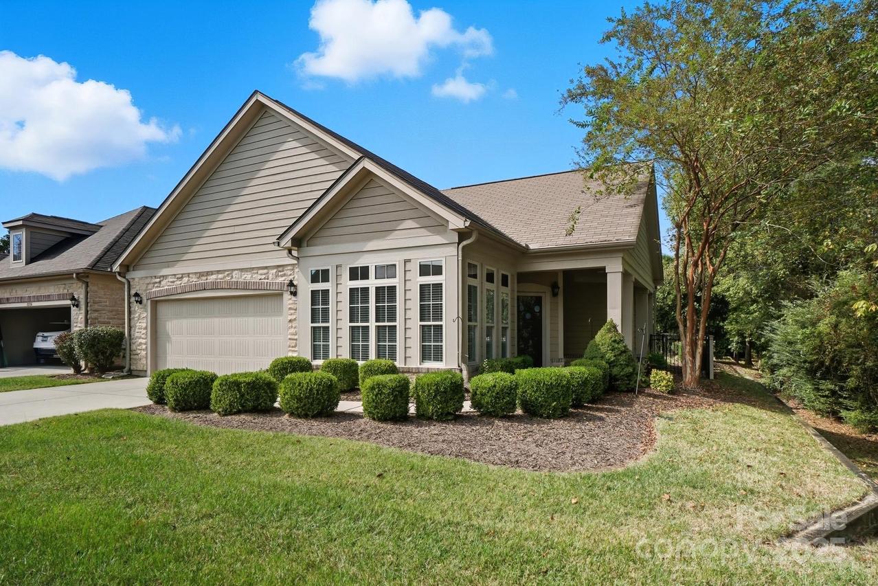2232 Coltsview Ln., Matthews, NC 28105