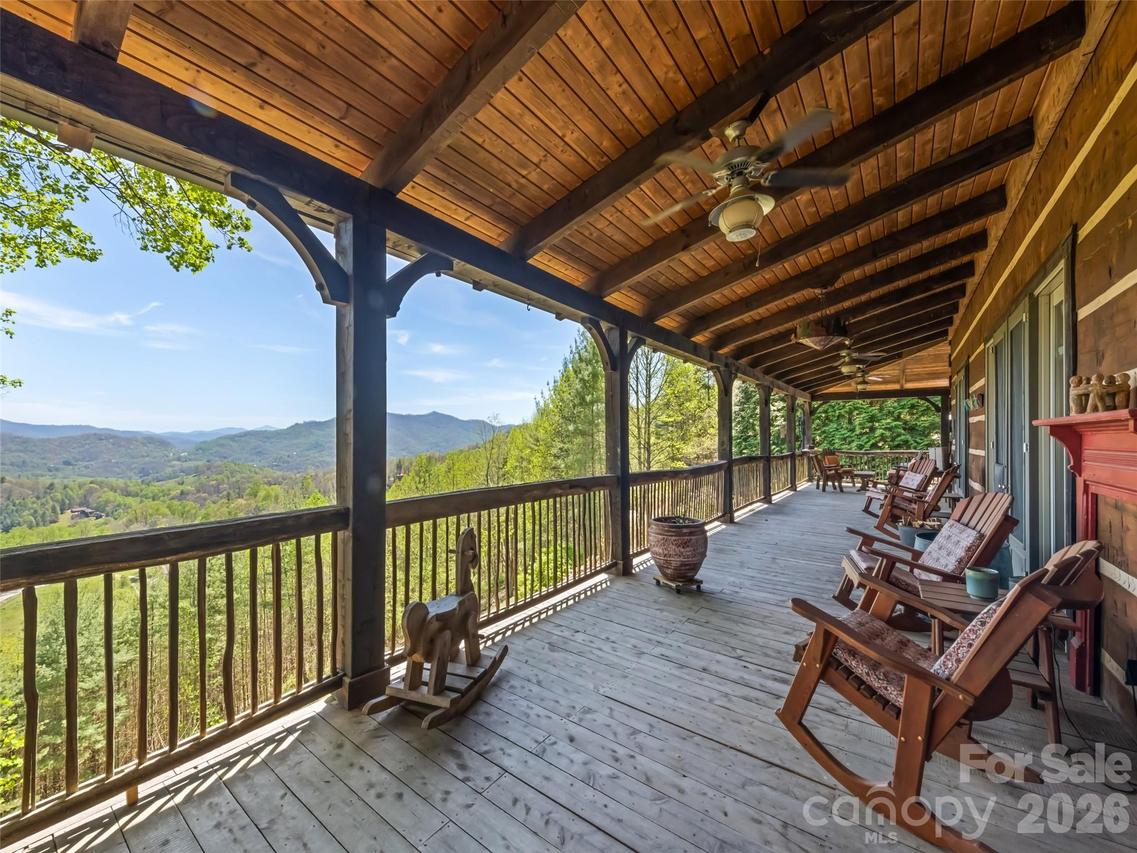 234 Historic Oak Tr., Waynesville, NC 28785
