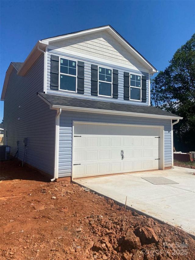 405 Clinton Dr., Kings Mountain, NC 28086