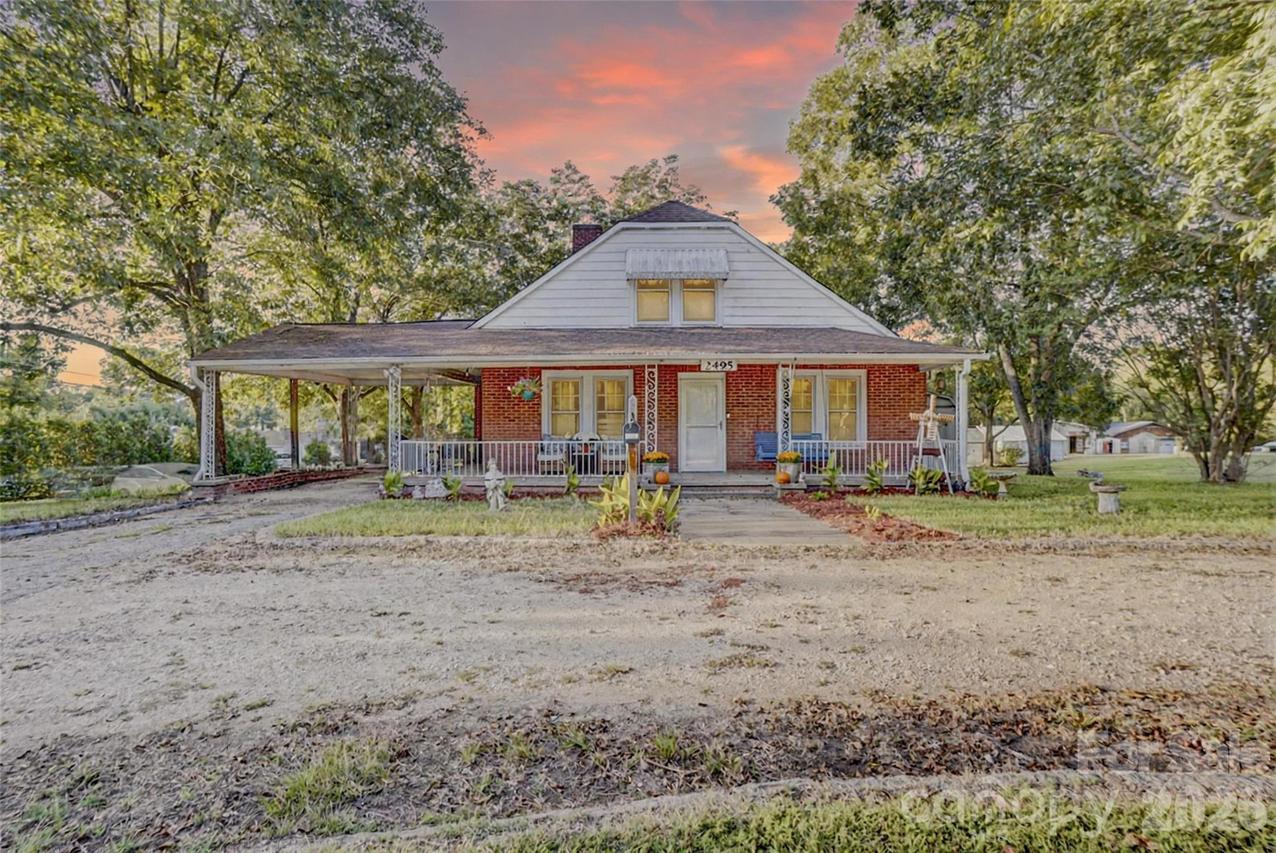 2495 Centergrove Rd., Kannapolis, NC 28083