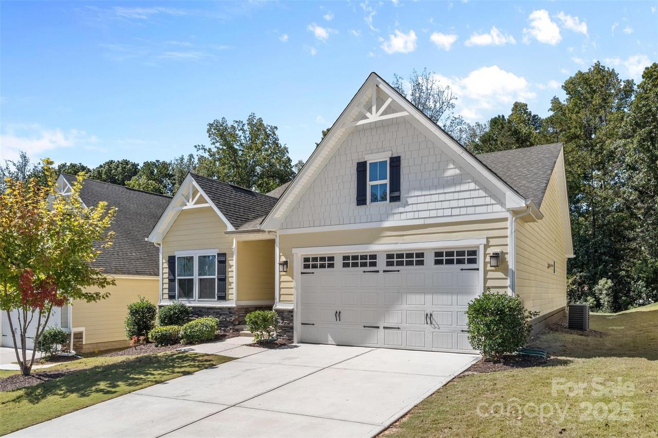 10050 Lilac Ct., Charlotte, NC 28215