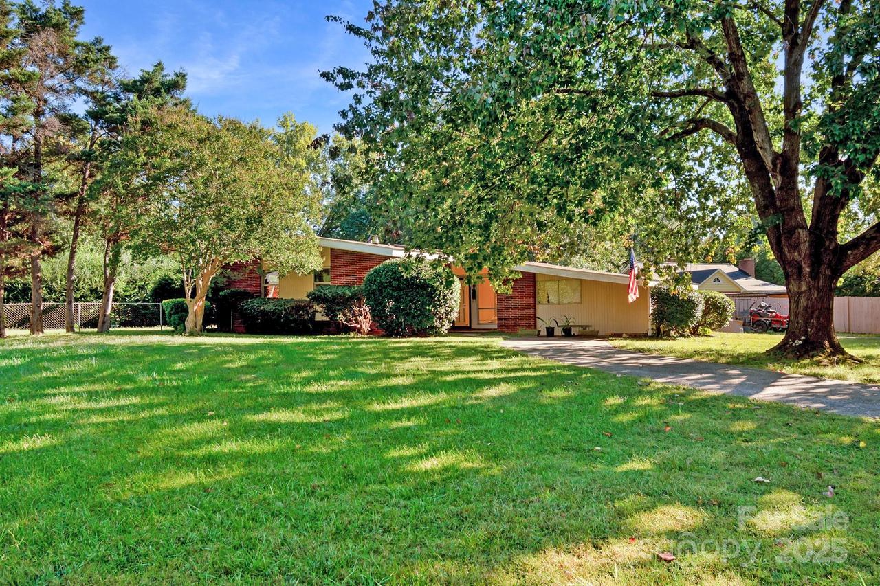 4101 Stacy Blvd., Charlotte, NC 28209