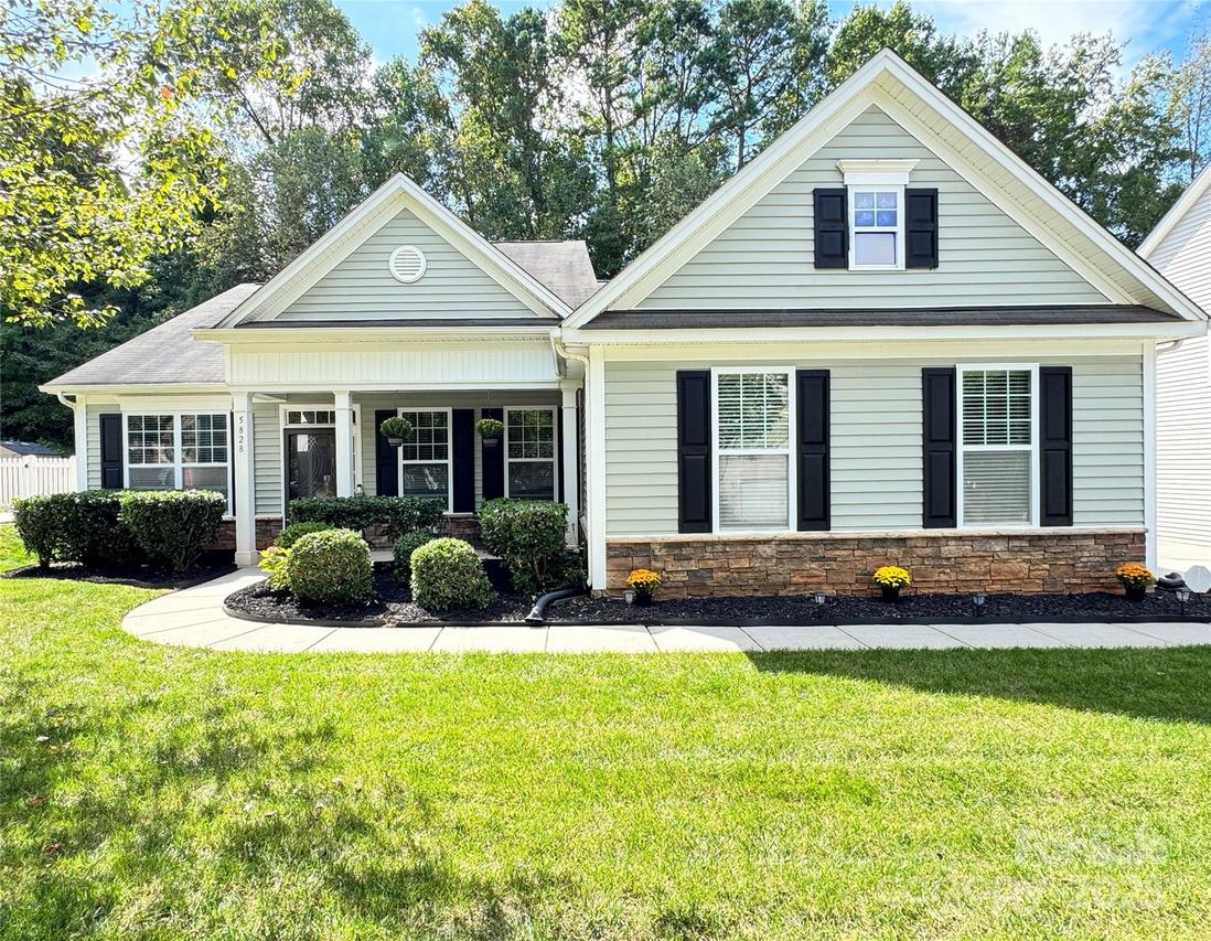 5828 Mcdowell Run Dr., Huntersville, NC 28078