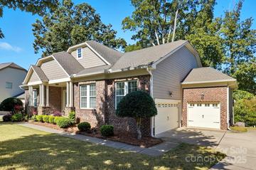 6412 Myston Ln., Huntersville, NC 28078