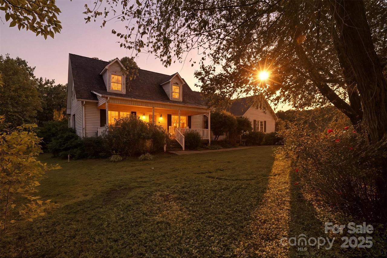 207 N Milford Dr., Salisbury, NC 28144