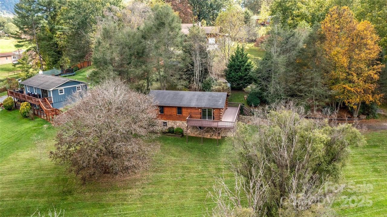 205 L And E Meadows Dr., Waynesville, NC 28786