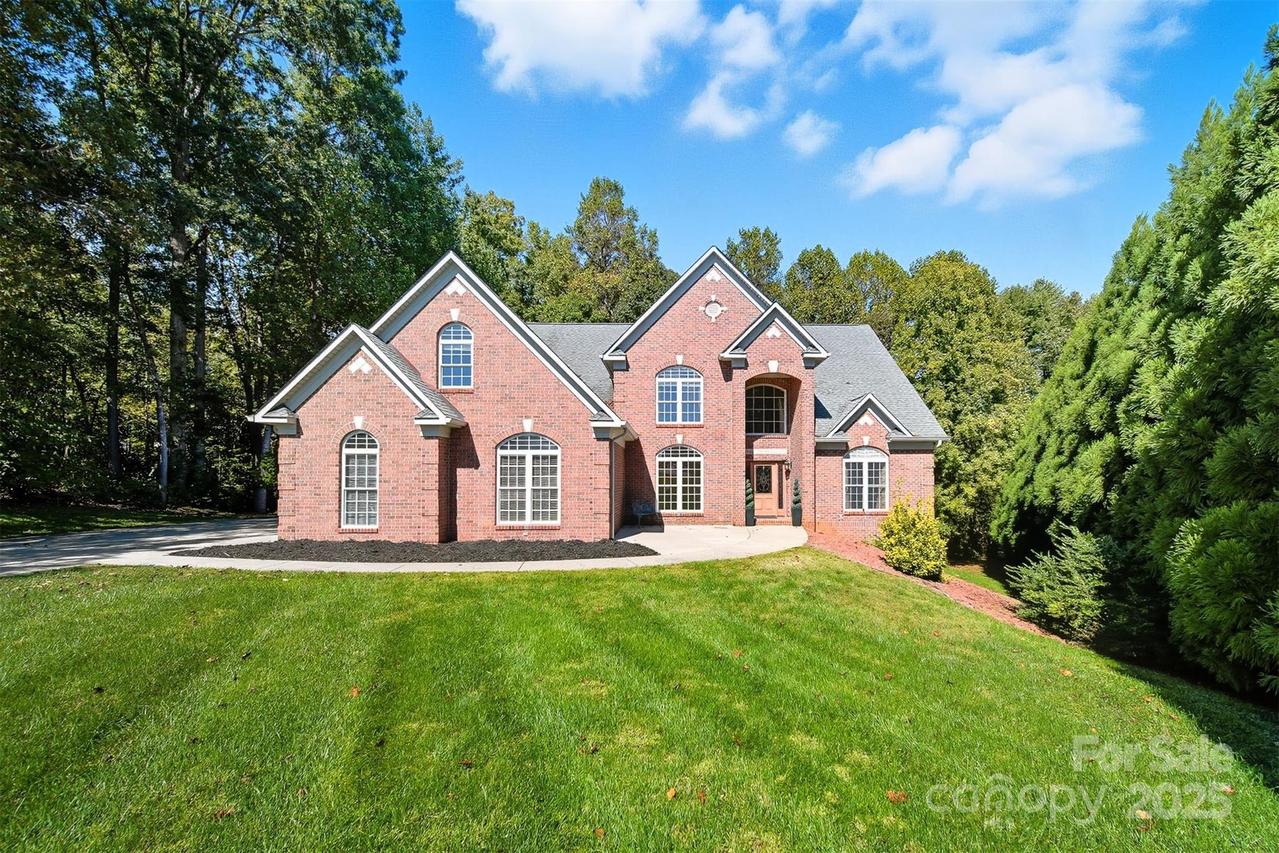2846 Snead Ct., Conover, NC 28613