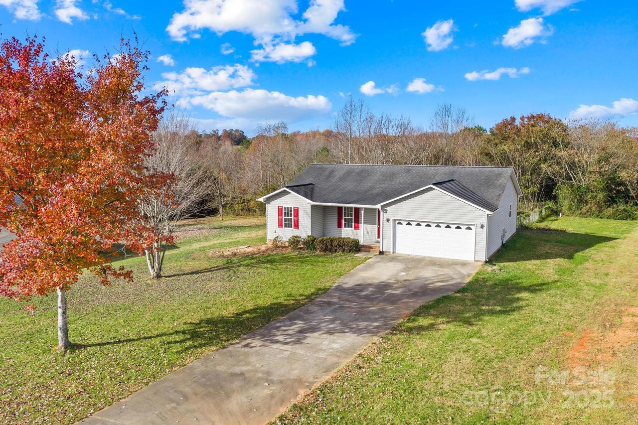304 Walkers Ridge Rd., Shelby, NC 28152