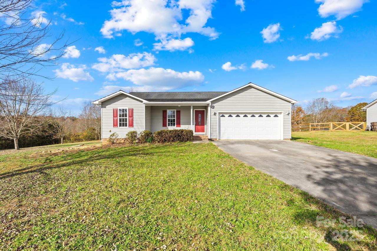 304 Walkers Ridge Rd., Shelby, NC 28152