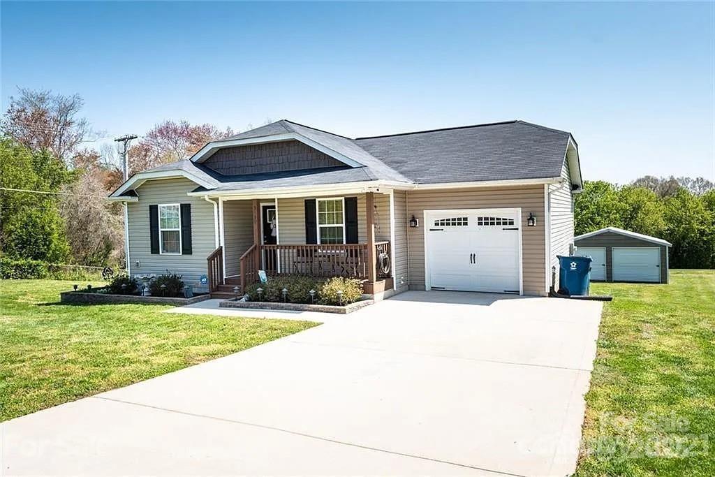 3430 Maiden Springs Dr. #1, Maiden, NC 28650