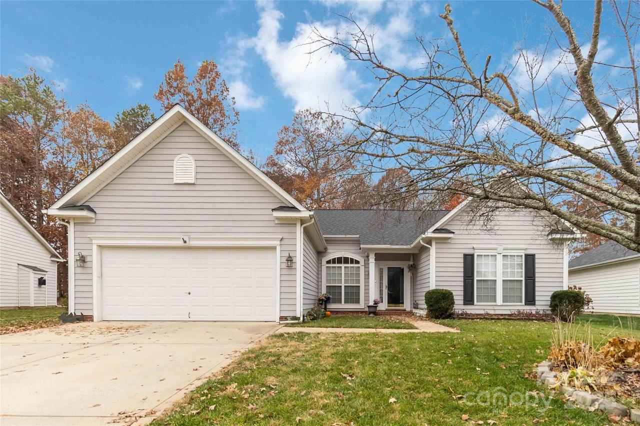 1002 Lavenham Pl., Indian Trail, NC 28079