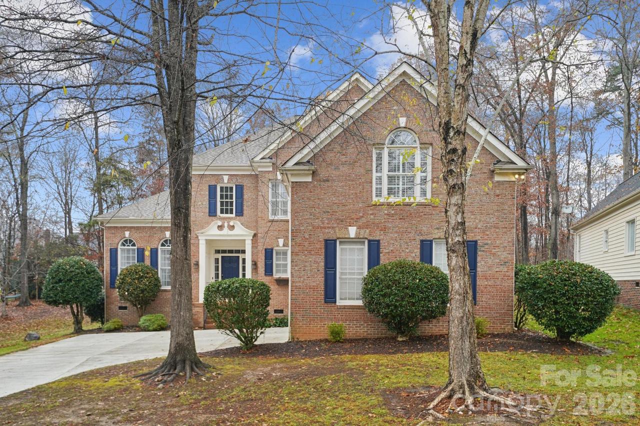 3217 Twelve Oaks Pl., Charlotte, NC 28270