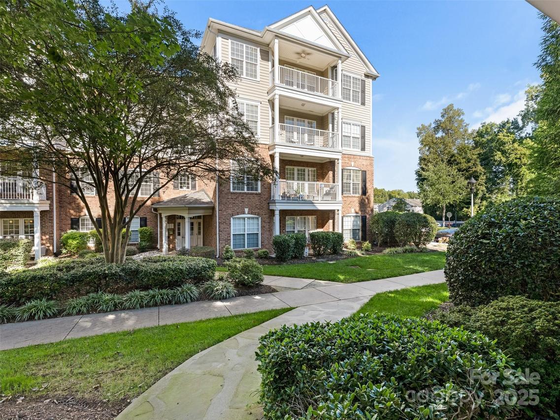 3164 Margellina Dr., Charlotte, NC 28210