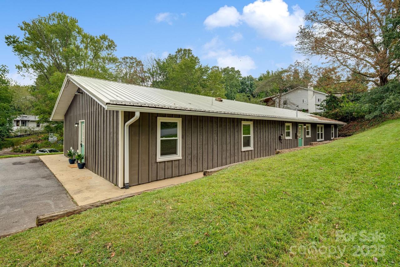 119 Richland St., Asheville, NC 28806
