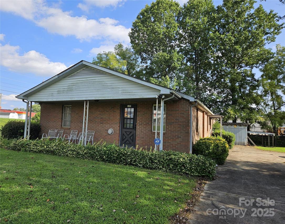 105 Marble Rd., Statesville, NC 28625