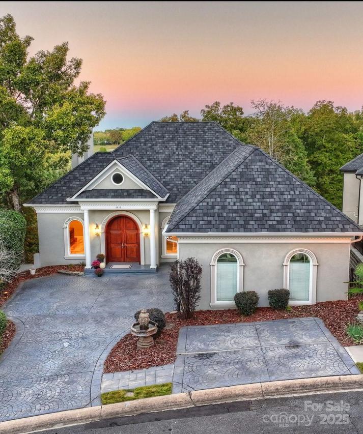 6812 Linkside Ct., Charlotte, NC 28277