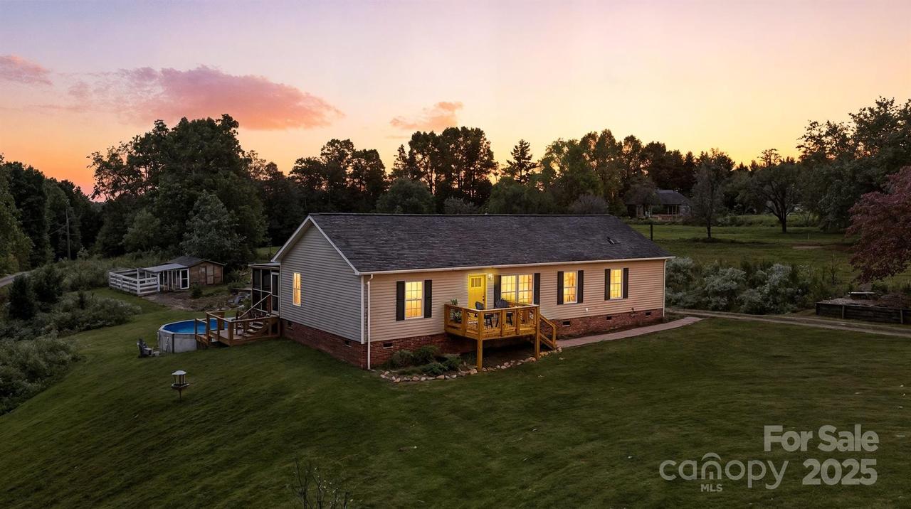 80 Jr Matheson Ln., Taylorsville, NC 28681