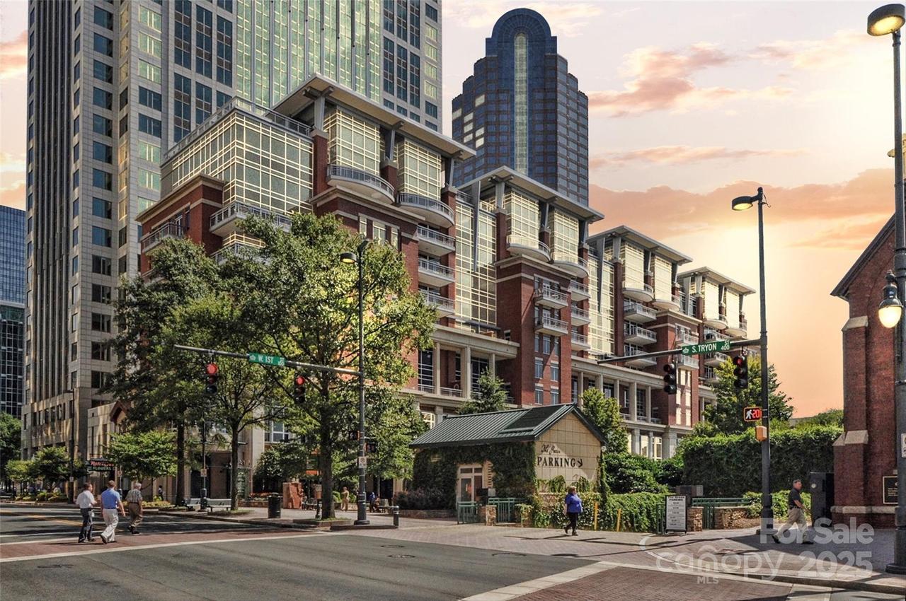 435 S Tryon St. #301, Charlotte, NC 28202