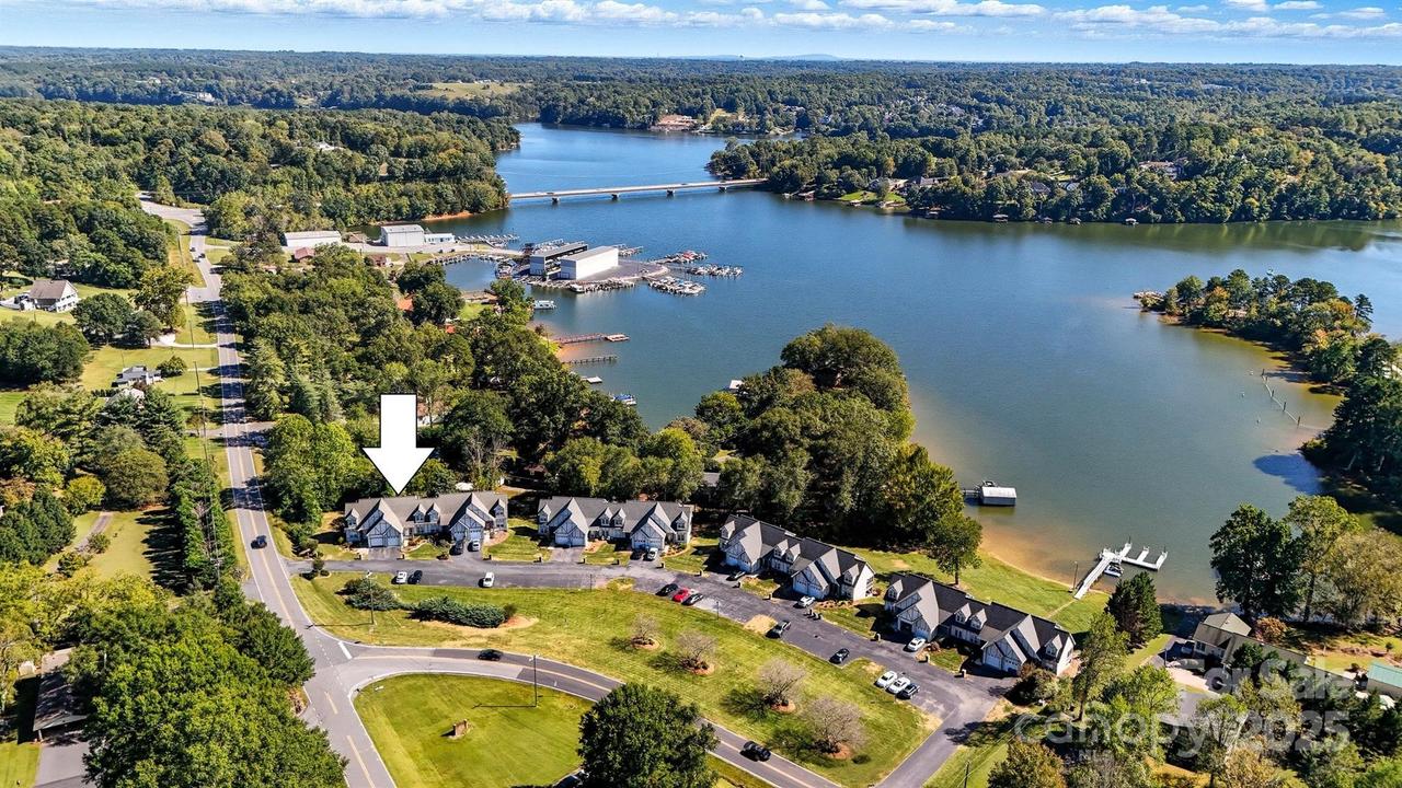19 Heron Cove Loop, Hickory, NC 28601