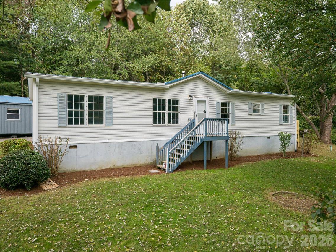 101 Heather Dr., Asheville, NC 28806
