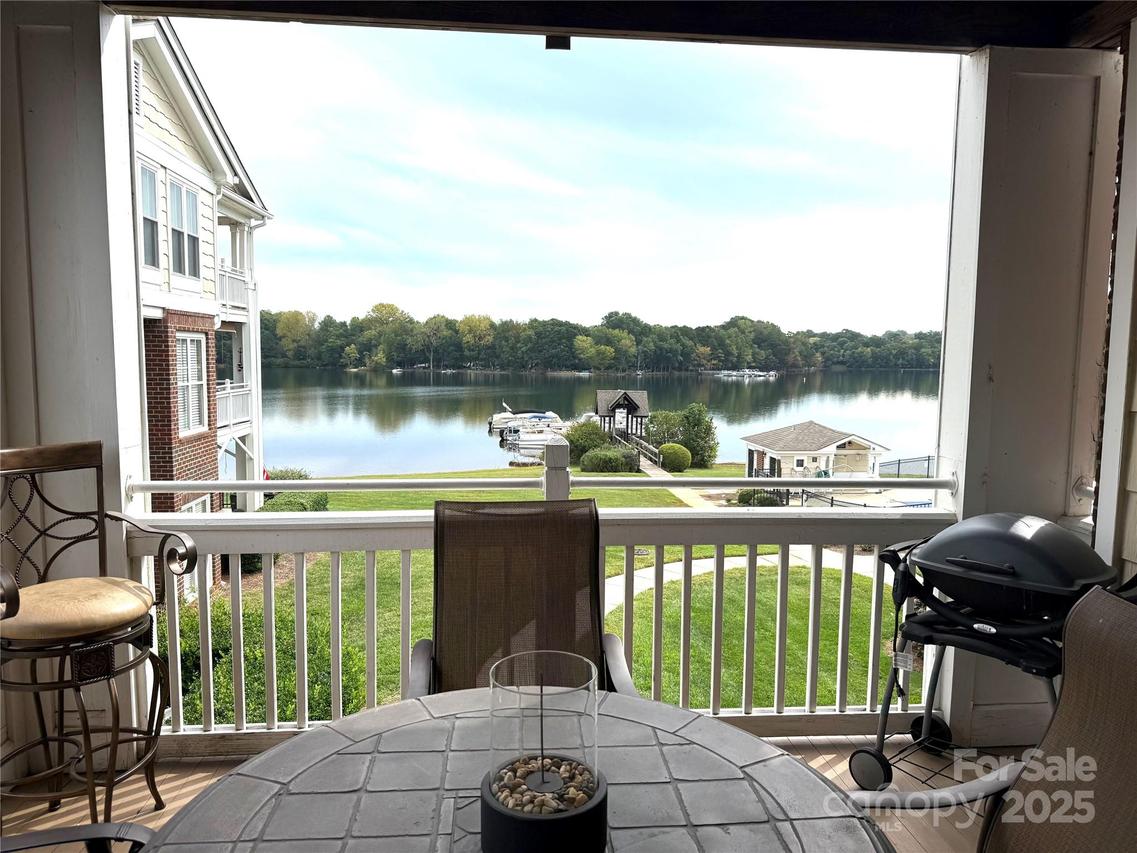 930 Jetton St., Davidson, NC 28036