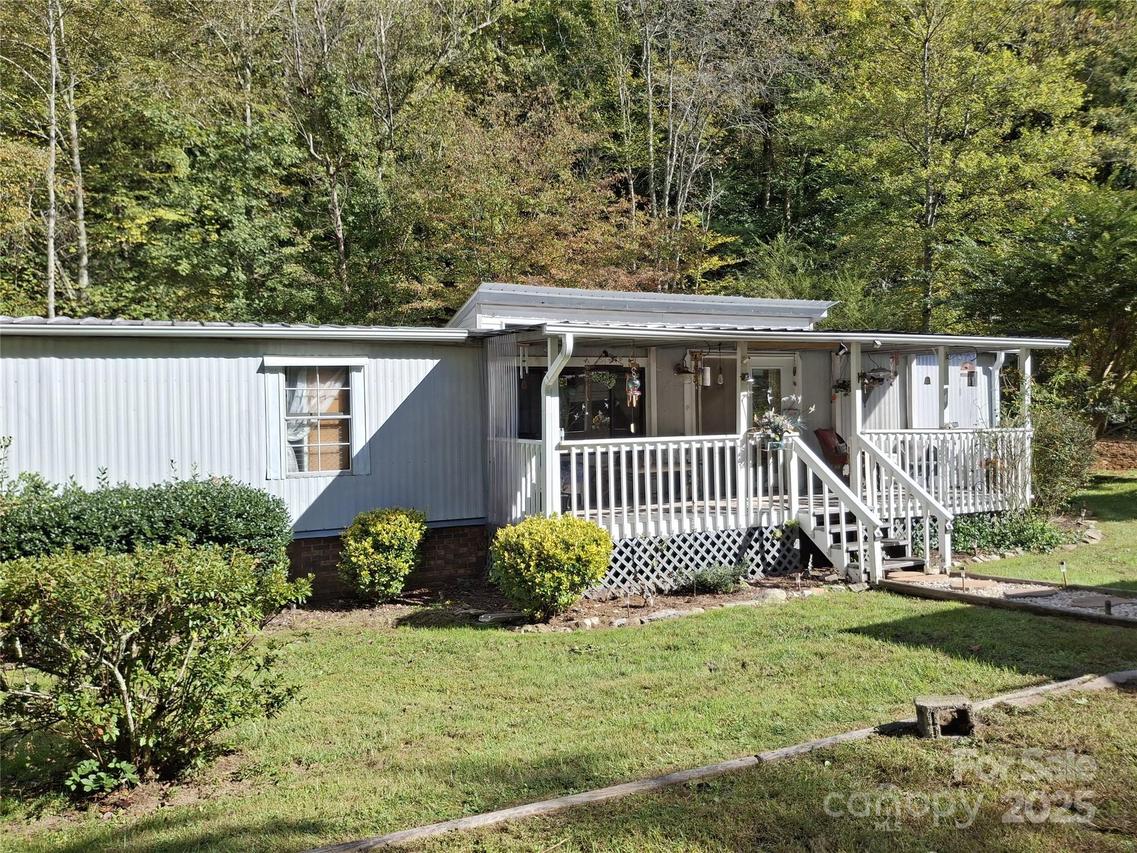 4230 Chimney Rock Rd., Hendersonville, NC 28792