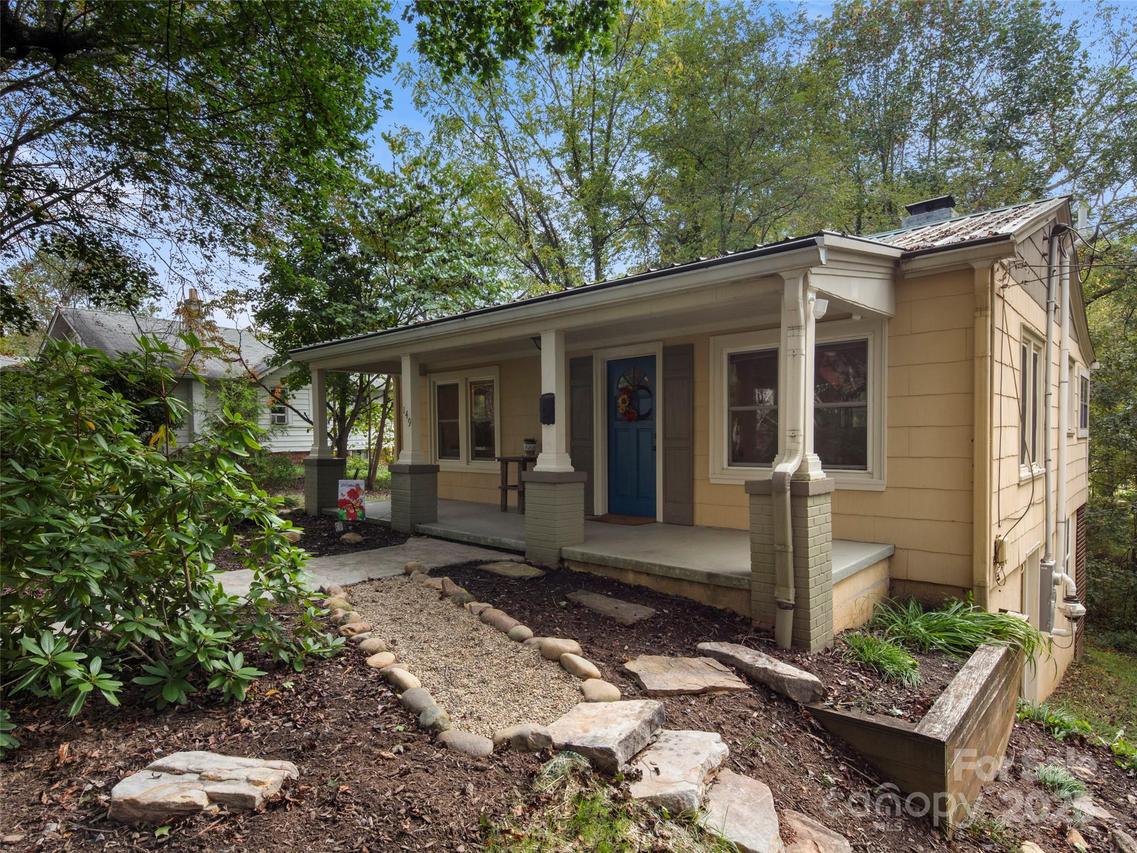 149 Short St., Waynesville, NC 28786