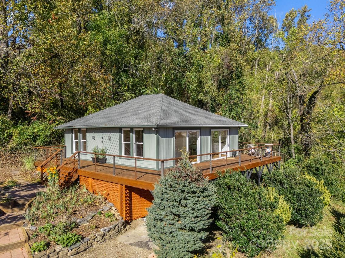 146 Abundance Run, Asheville, NC 28805