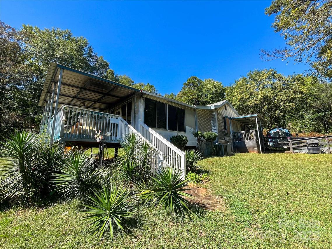 608 Crowders Creek Rd., Gastonia, NC 28052