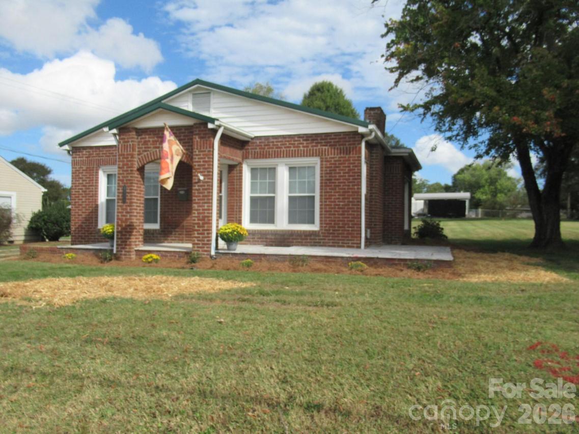 1109 E Main St., Maiden, NC 28650