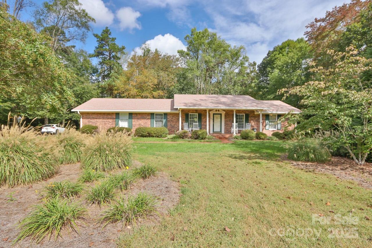 3630 Westwood Rd., Hamptonville, NC 27020