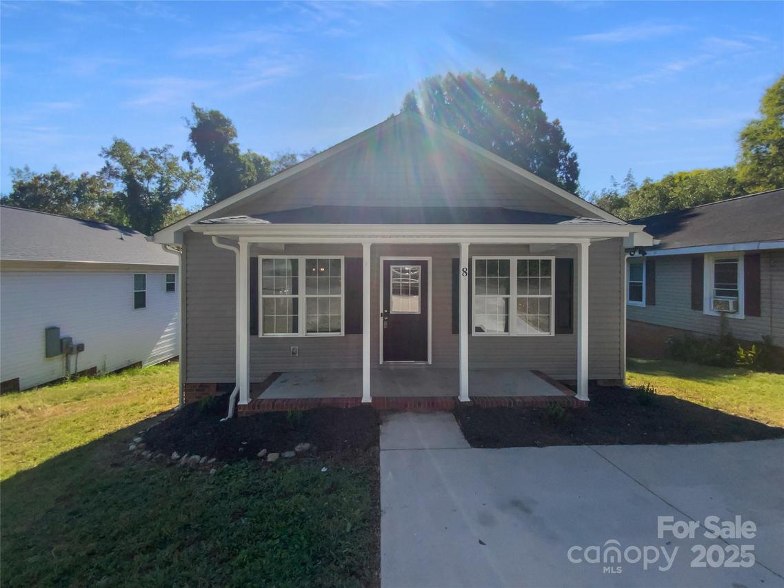 8 Meadowview Ave., Concord, NC 28027