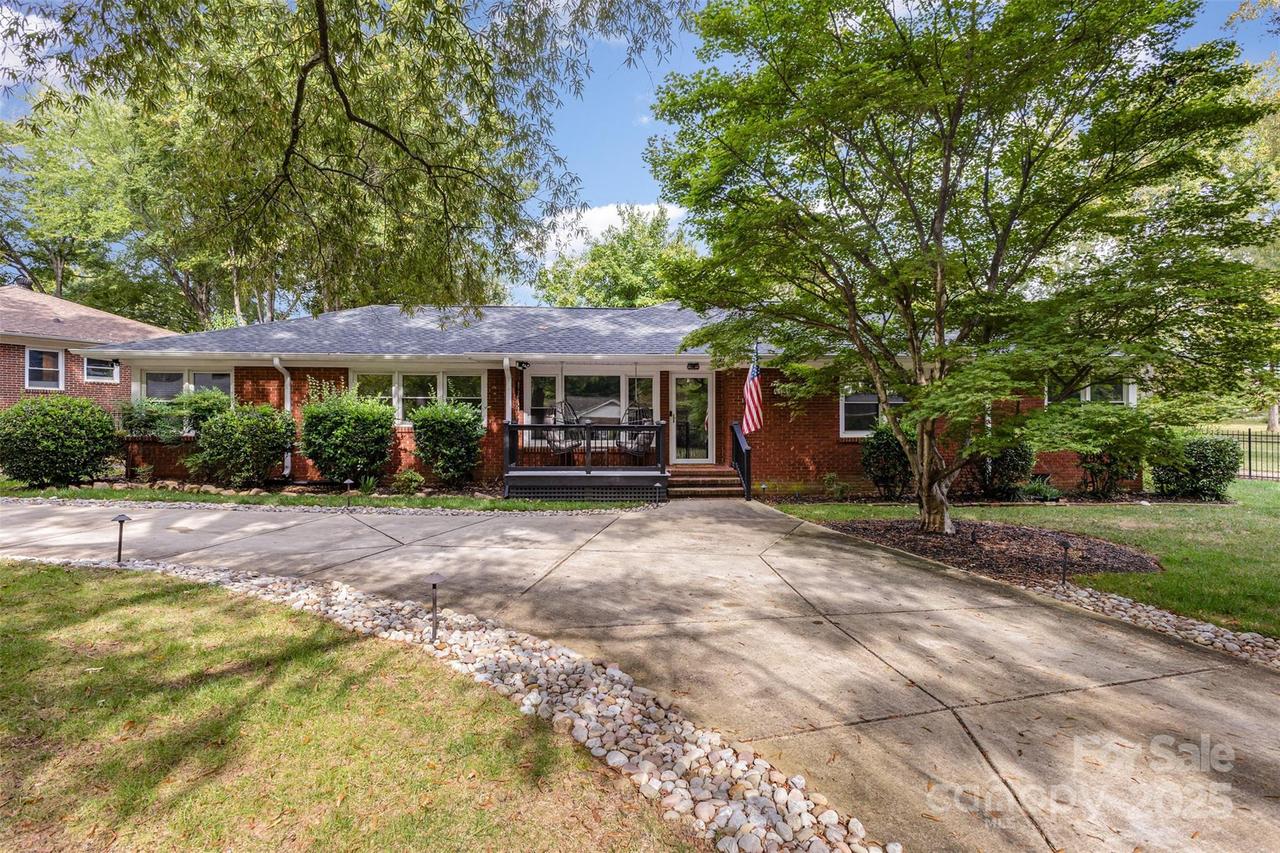 4121 Sheridan Dr., Charlotte, NC 28205