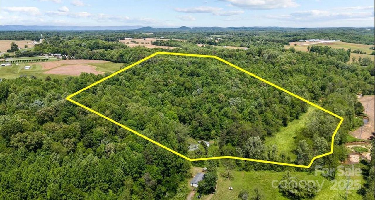 209 Serenity Way, Dobson, NC 27017