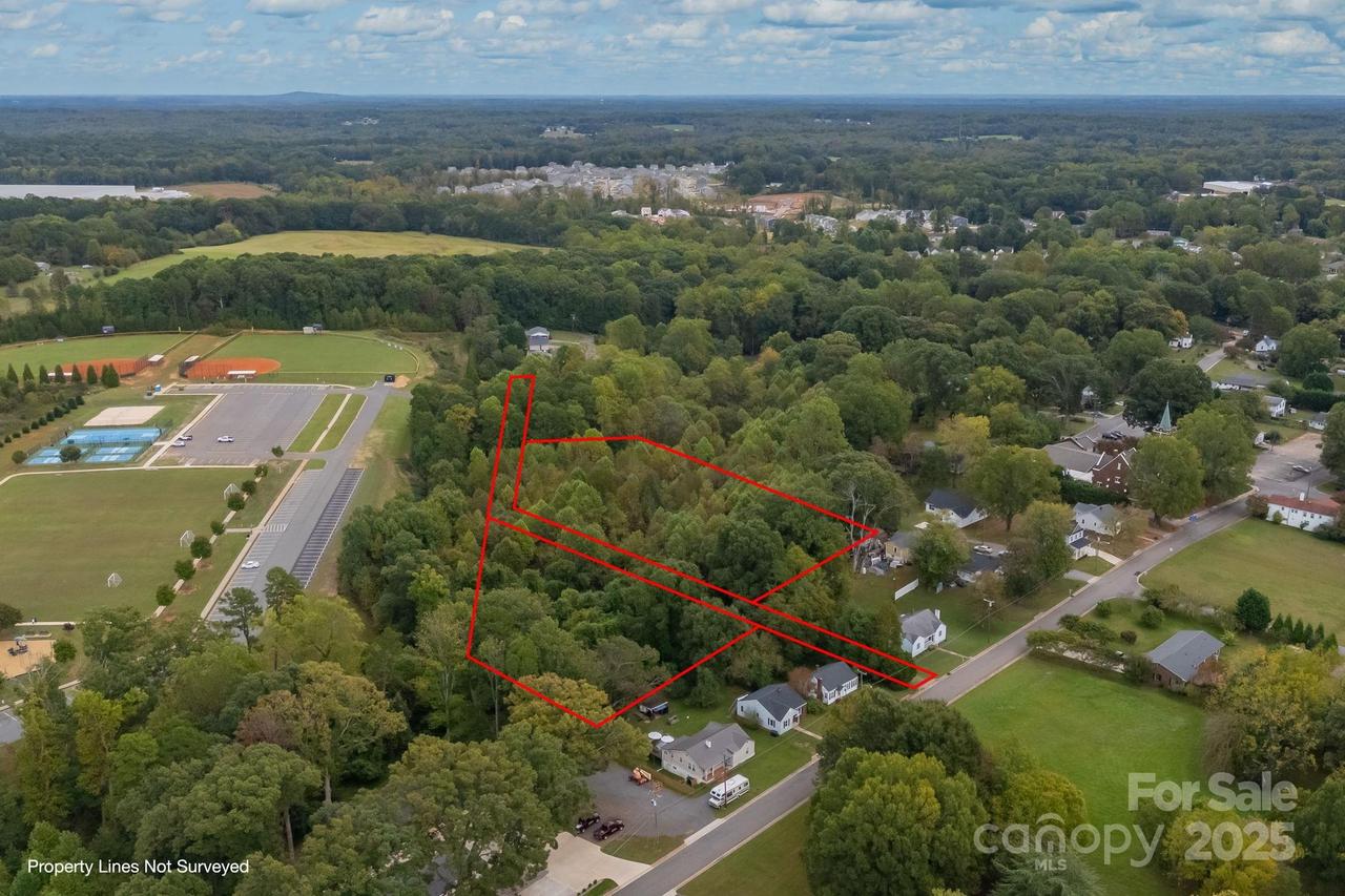 Bradburn St., Troutman, NC 28166
