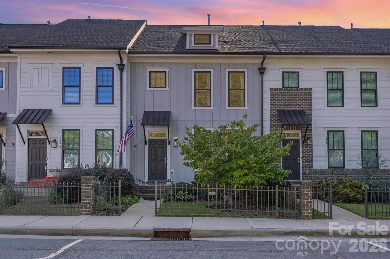 125 C Capital Ave., Mooresville, NC 28117