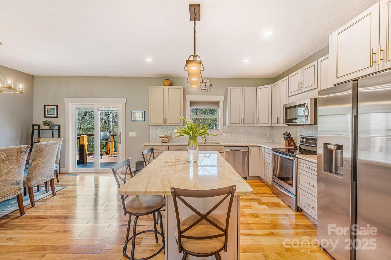 223 Reilly Dr., Leicester, NC 28748