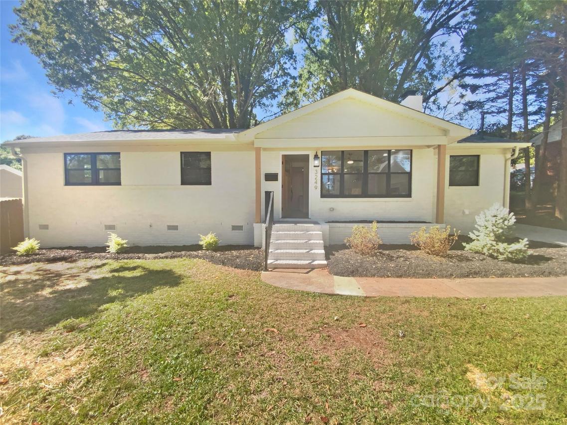 3249 Harrow Pl., Charlotte, NC 28205