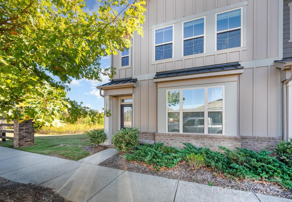 12926 Robert Walker Dr., Davidson, NC 28036