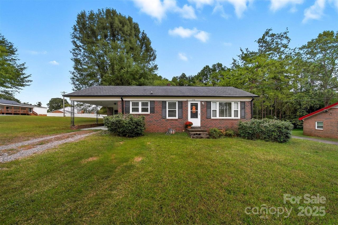 2746 Baker St., Claremont, NC 28610