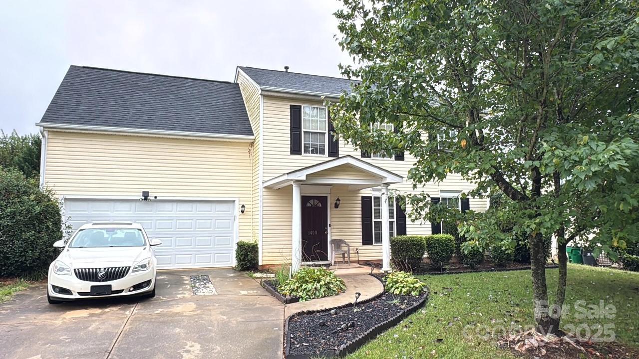 1400 Galesburg St., Charlotte, NC 28216