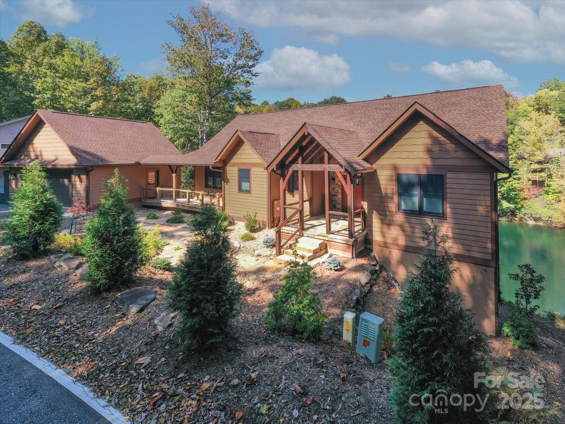 388 Inoli Cir., Brevard, NC 28712