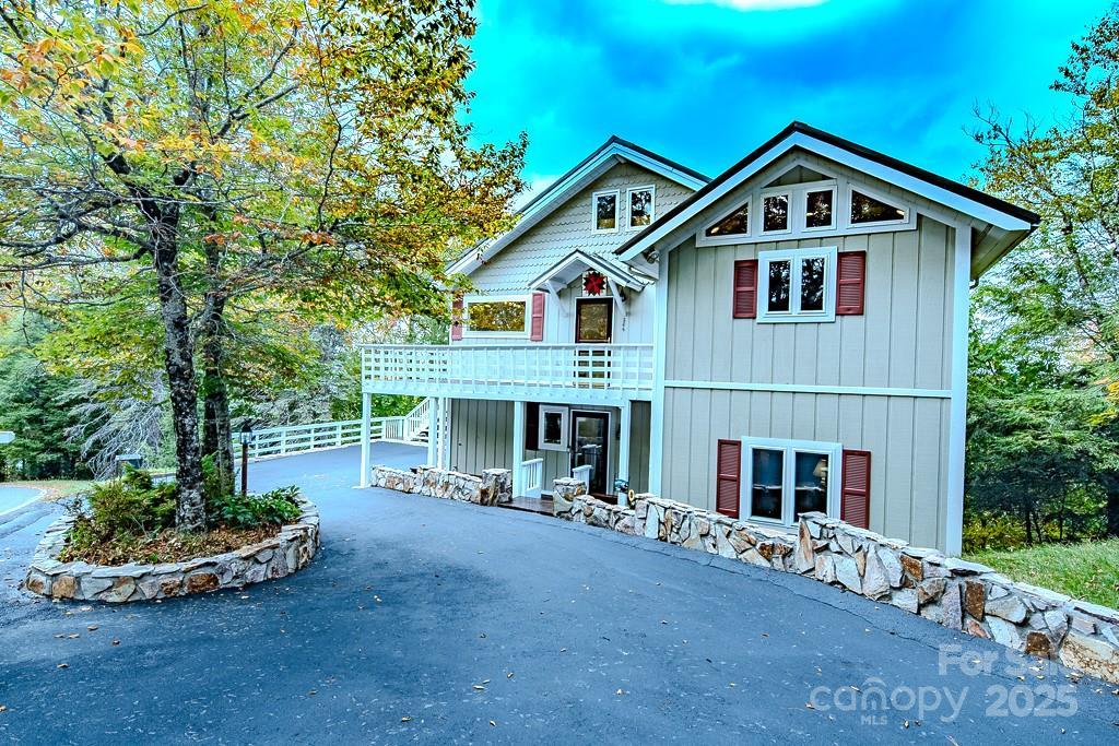 206 Pinnacle Ridge Rd., Beech Mountain, NC 28604