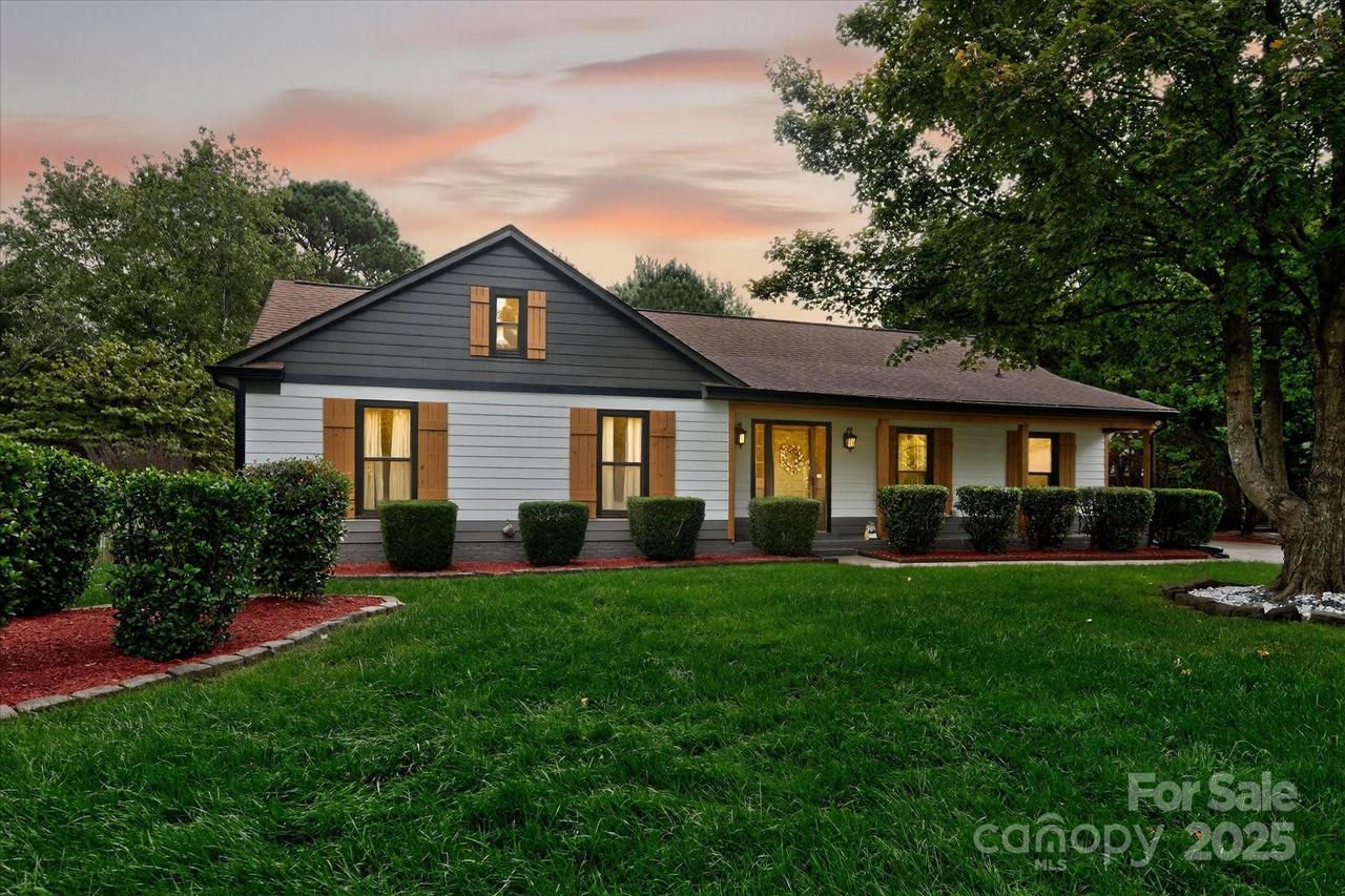11710 Buckstone Ln., Charlotte, NC 28277