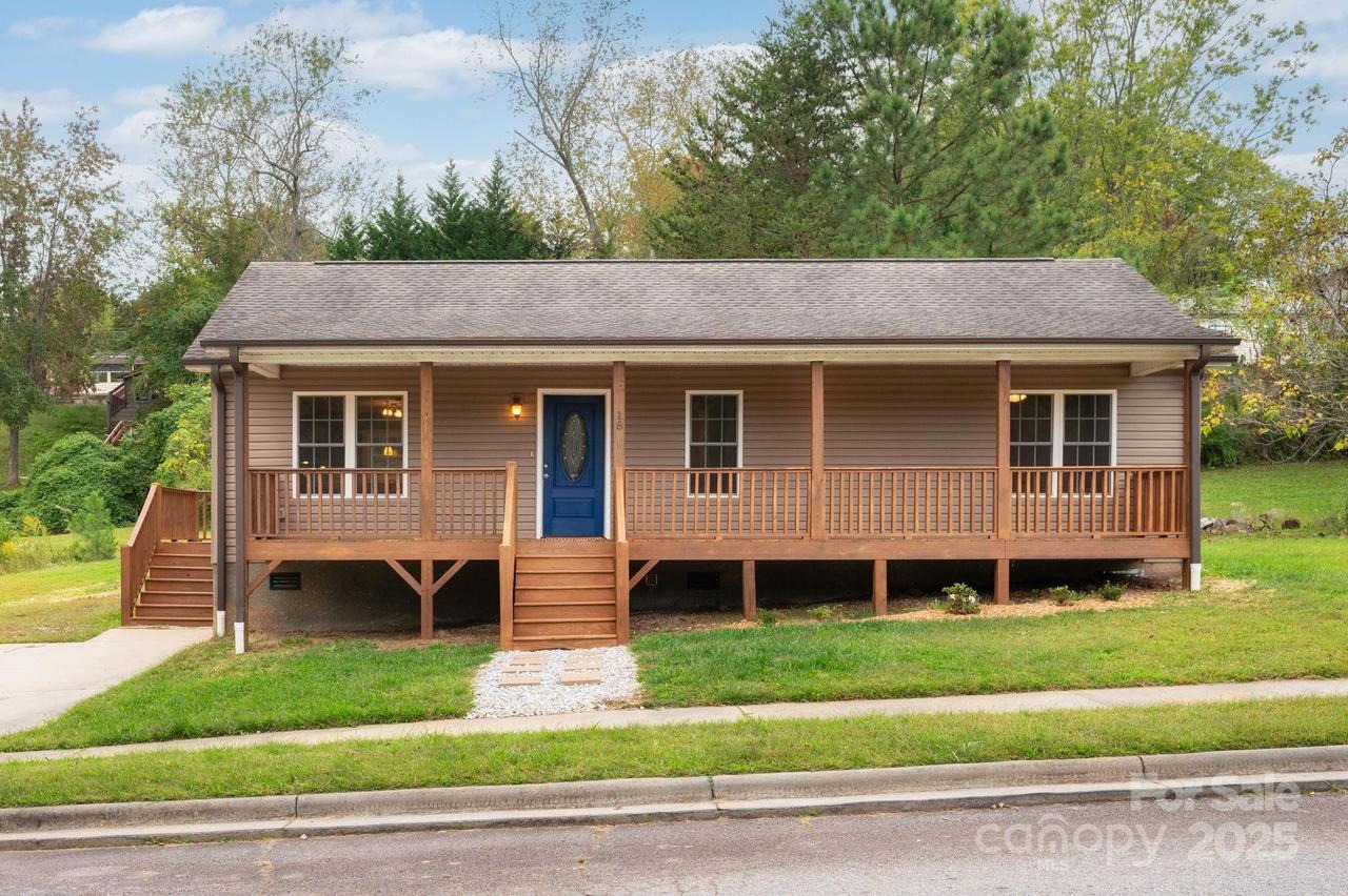 18 Alex Way, Asheville, NC 28806
