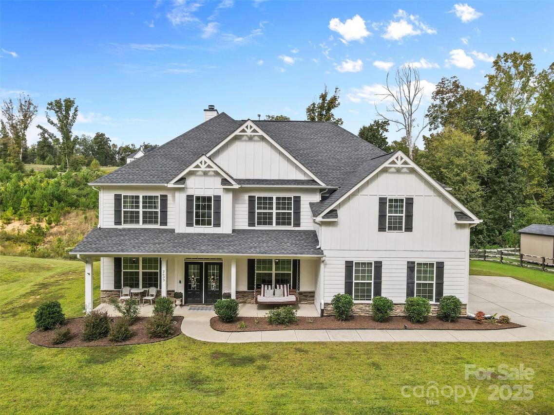 2633 Lakefront Dr., Belmont, NC 28012